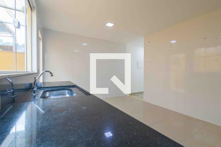 Casa de condomínio à venda com 160m², 2 quartos e 2 vagasCozinha