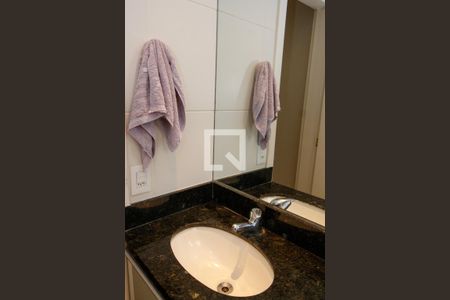 Apartamento à venda com 79m², 3 quartos e 2 vagasBanheiro da Suíte
