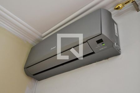 Casa à venda com 1090m², 3 quartos e 4 vagasQuarto 3 - Suíte Detalhe