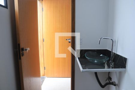 Casa à venda com 160m², 3 quartos e 2 vagasBanheiro