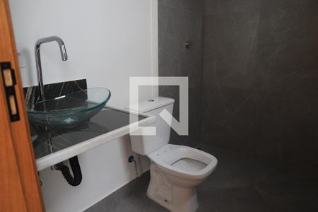 Casa à venda com 160m², 3 quartos e 2 vagasBanheiro