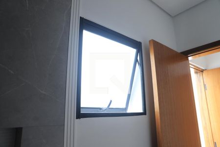 Casa à venda com 160m², 3 quartos e 2 vagasBanheiro