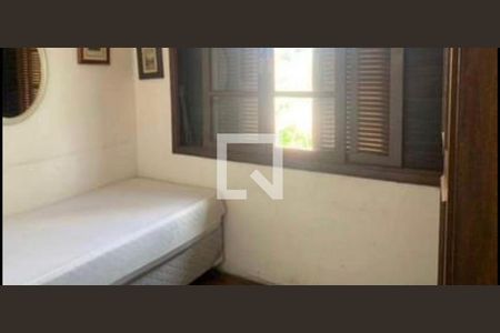 Casa à venda com 3 quartos, 250m² em Parque Sao Domingos, São Paulo