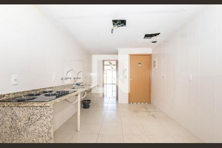 Apartamento à venda com 200m², 3 quartos e 3 vagas