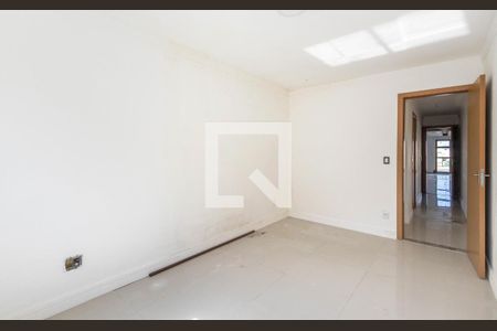 Apartamento à venda com 200m², 3 quartos e 3 vagas