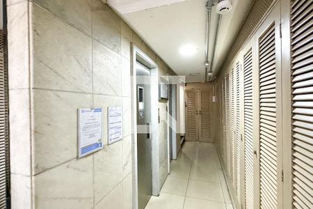 Studio para alugar com 34m², 1 quarto e sem vaga Studio para alugar com 34m², 1 quarto e sem vagaEntrada