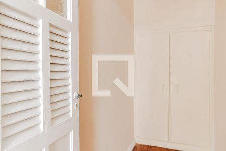 Apartamento para alugar com 143m², 3 quartos e 1 vaga Apartamento para alugar com 143m², 3 quartos e 1 vagaQuarto de Serviço 1