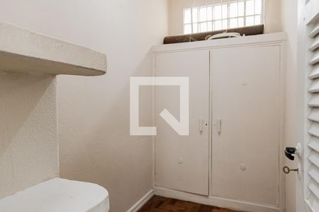 Apartamento para alugar com 143m², 3 quartos e 1 vaga Apartamento para alugar com 143m², 3 quartos e 1 vagaQuarto de Serviço 2