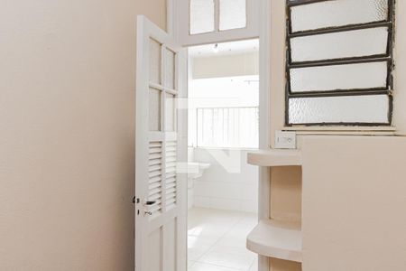 Apartamento para alugar com 143m², 3 quartos e 1 vaga Apartamento para alugar com 143m², 3 quartos e 1 vagaQuarto de Serviço 2