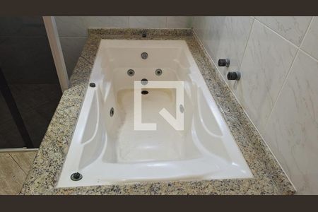 Apartamento para alugar com 293m², 3 quartos e 2 vagasBanheiro suíte 1