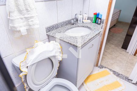 Apartamento à venda com 55m², 2 quartos e 1 vagaBanheiro 