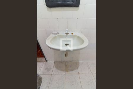 Apartamento para alugar com 79m², 3 quartos e sem vagaDetalhe do banheiro