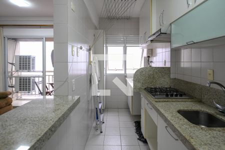 Cozinha de apartamento para alugar com 2 quartos, 54m² em Paraíso, São Paulo