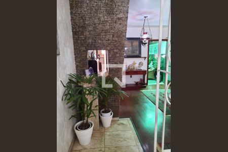 Casa à venda com 360m², 5 quartos e 1 vaga