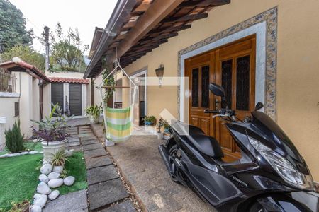 Casa à venda com 4 quartos, 260m² em Anil, Rio de Janeiro
