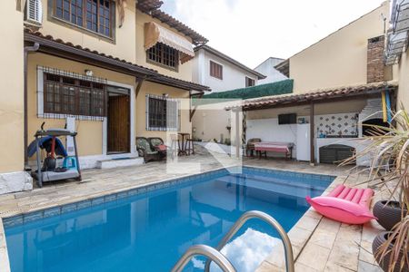 Casa à venda com 4 quartos, 260m² em Anil, Rio de Janeiro