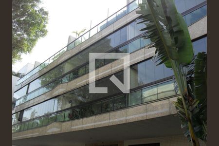 Apartamento à venda com 220m², 4 quartos e 4 vagas