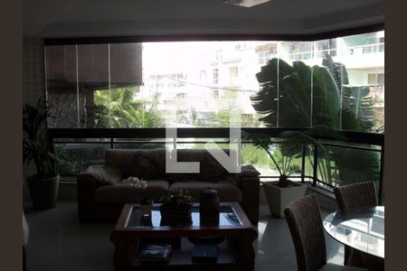 Apartamento à venda com 220m², 4 quartos e 4 vagas