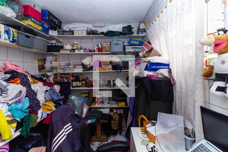 Casa à venda com 137m², 3 quartos e 2 vagasQuarto de Serviço