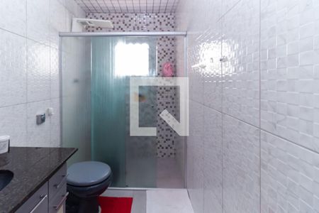 Casa à venda com 137m², 3 quartos e 2 vagasBanheiro da Suíte