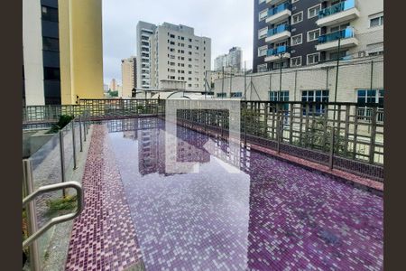 Studio para alugar com 34m², 1 quarto e 1 vaga Studio para alugar com 34m², 1 quarto e 1 vagaÁrea comum - Piscina