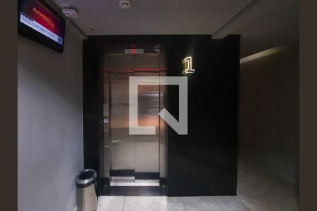 Studio para alugar com 34m², 1 quarto e 1 vaga Studio para alugar com 34m², 1 quarto e 1 vagaElevador