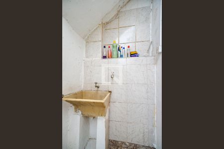 Casa à venda com 110m², 2 quartos e 1 vagaÁrea de serviço