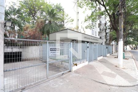 Apartamento para alugar com 54m², 2 quartos e 1 vagaFachada