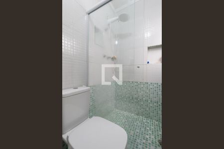 Casa à venda com 185m², 3 quartos e 2 vagasBanheiro 2