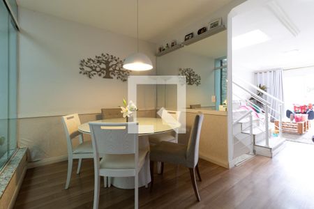 Casa à venda com 185m², 3 quartos e 2 vagasSala Jantar