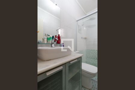 Casa à venda com 185m², 3 quartos e 2 vagasBanheiro 2