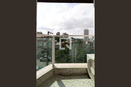 Casa à venda com 185m², 3 quartos e 2 vagasSacada Quarto 1