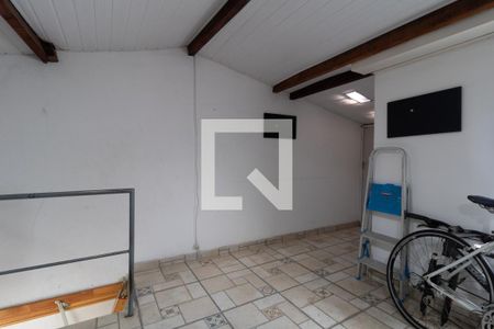 Casa à venda com 185m², 3 quartos e 2 vagasSótão