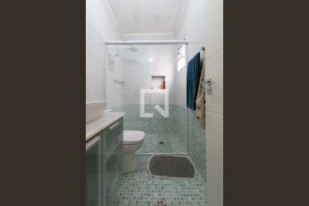 Casa à venda com 185m², 3 quartos e 2 vagasBanheiro 2