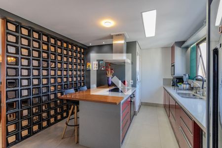 Apartamento à venda com 198m², 3 quartos e 3 vagasCozinha