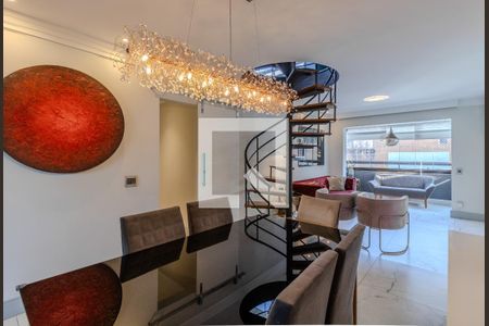 Sala de apartamento à venda com 3 quartos, 198m² em Real Parque, São Paulo