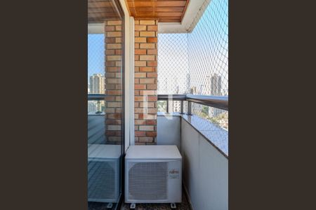 Apartamento à venda com 198m², 3 quartos e 3 vagasQuarto 2