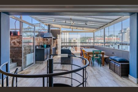 Apartamento à venda com 198m², 3 quartos e 3 vagasCobertura