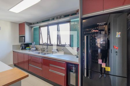 Apartamento à venda com 198m², 3 quartos e 3 vagasCozinha