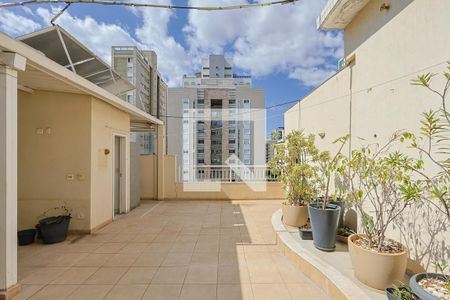 Apartamento à venda com 600m², 4 quartos e 4 vagas Apartamento à venda com 600m², 4 quartos e 4 vagasCobertura