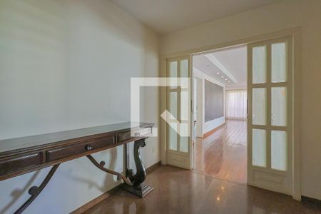 Apartamento à venda com 600m², 4 quartos e 4 vagas Apartamento à venda com 600m², 4 quartos e 4 vagasHall de entrada