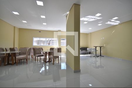 Apartamento para alugar com 27m², 1 quarto e sem vagaÁrea comum - Salão de festas