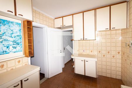 Apartamento à venda com 3 quartos, 230m² em Jardim Ampliacao, São Paulo