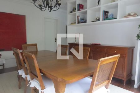 Apartamento à venda com 220m², 3 quartos e 2 vagas