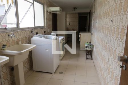 Apartamento à venda com 220m², 3 quartos e 2 vagas