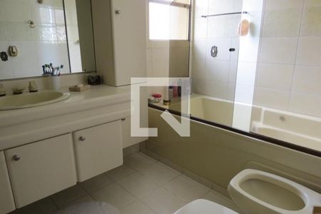 Apartamento à venda com 220m², 3 quartos e 2 vagas