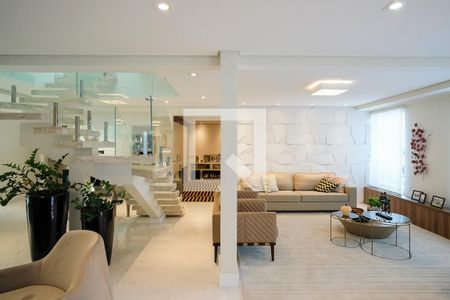 Sala de casa à venda com 5 quartos, 380m² em Jardim Sao Caetano, São Caetano do Sul