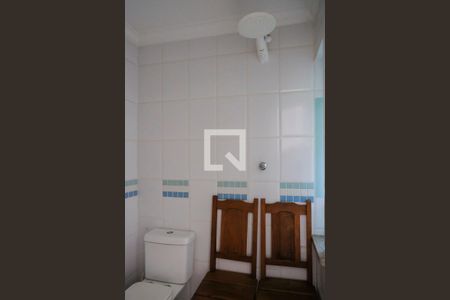 Casa à venda com 380m², 5 quartos e 6 vagasBanheiro espaço gourmet