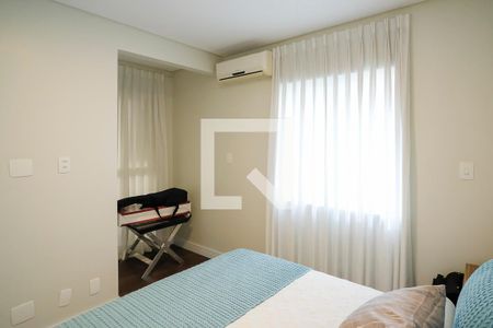 Casa à venda com 380m², 5 quartos e 6 vagasSuíte 4