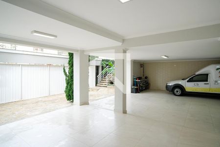 Casa à venda com 380m², 5 quartos e 6 vagasGaragem